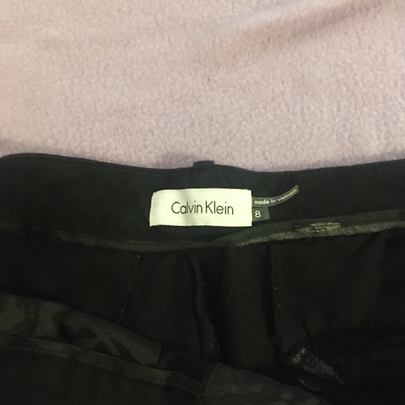Calvin Klein black linen capri pant - Picture 4 of 4